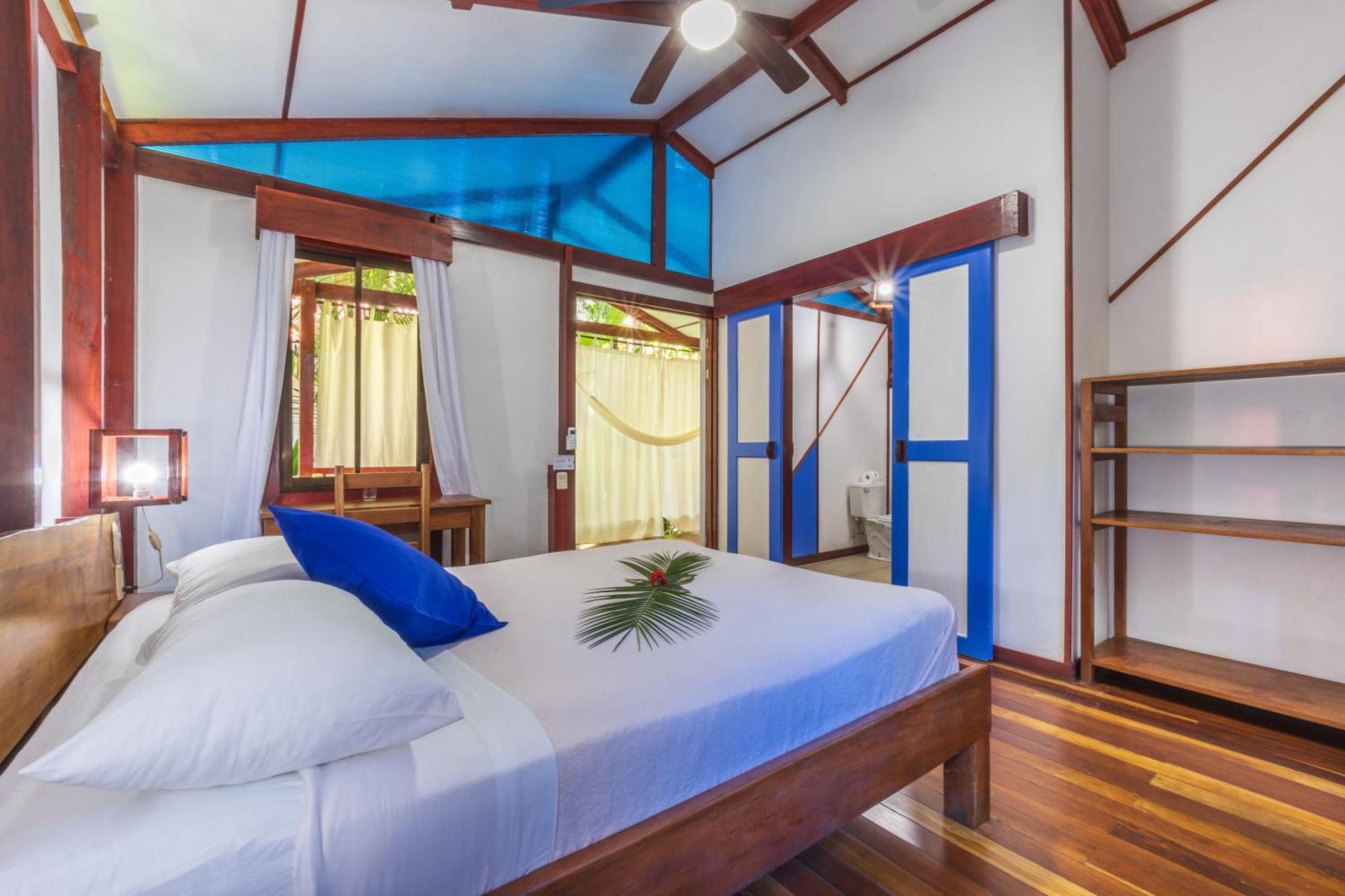 Namuwoki Lodge Puerto Viejo de Talamanca Екстериор снимка