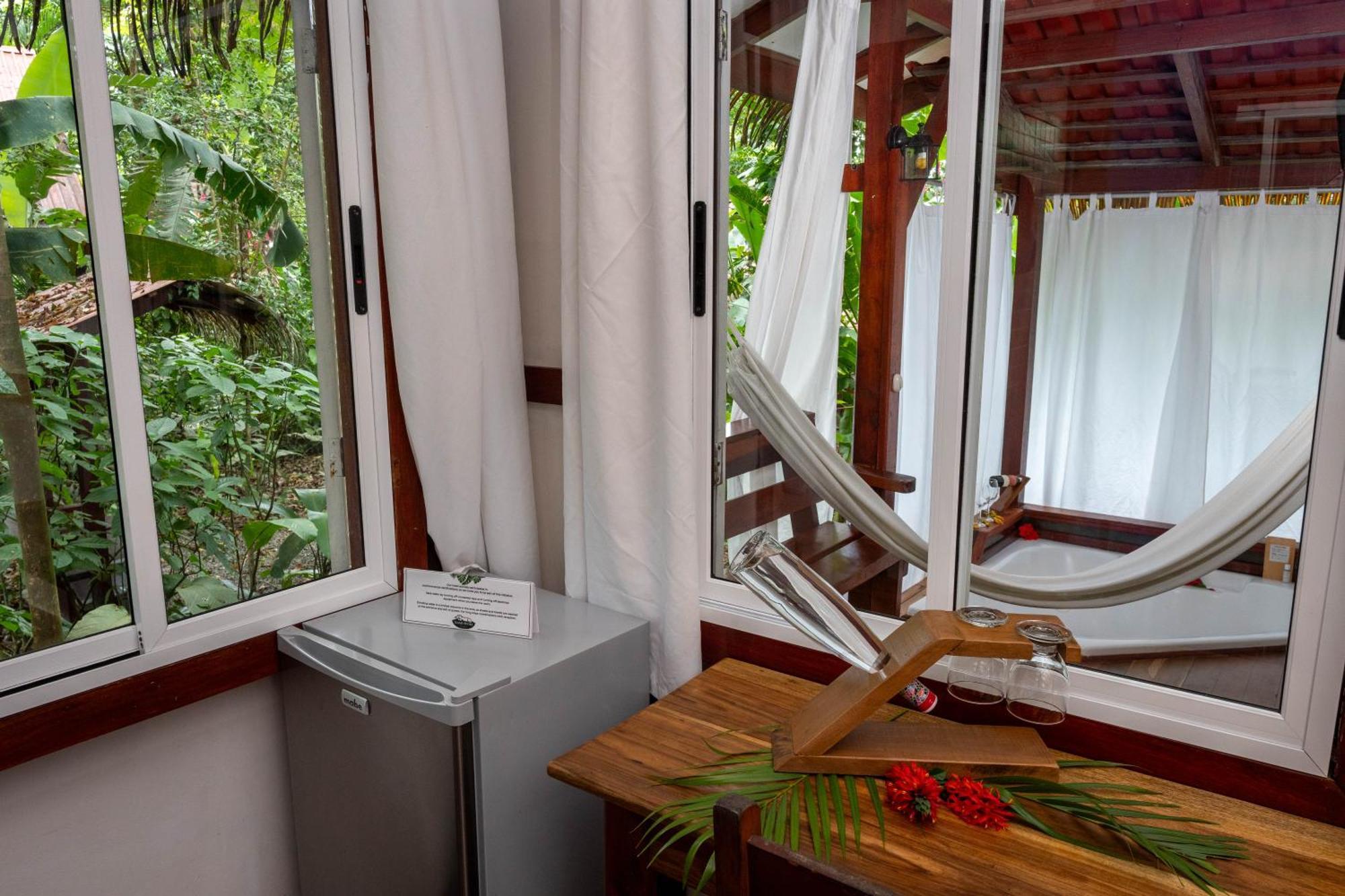 Namuwoki Lodge Puerto Viejo de Talamanca Екстериор снимка
