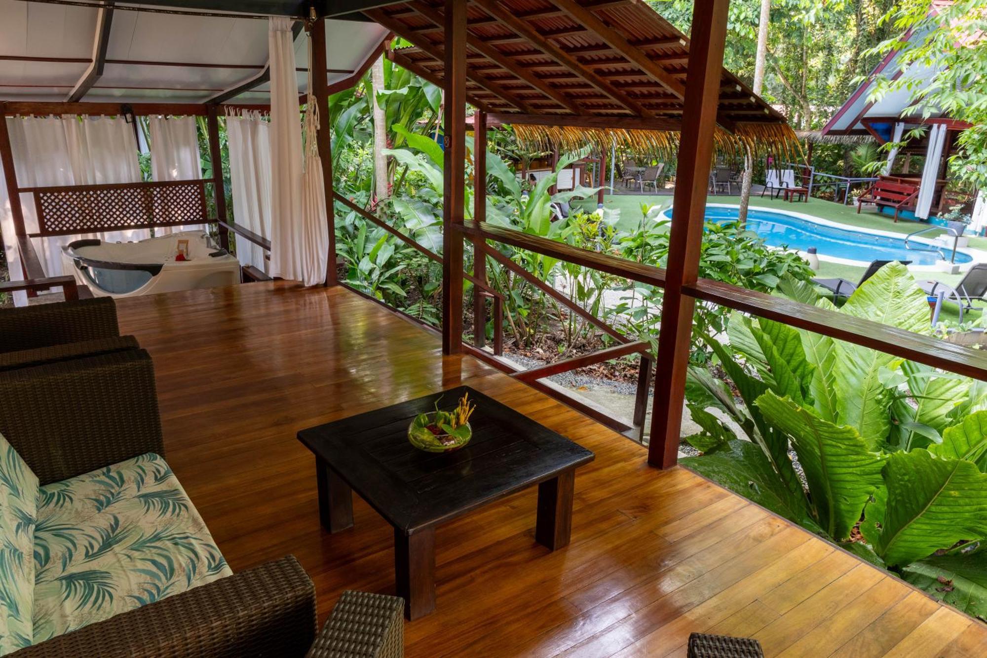 Namuwoki Lodge Puerto Viejo de Talamanca Екстериор снимка